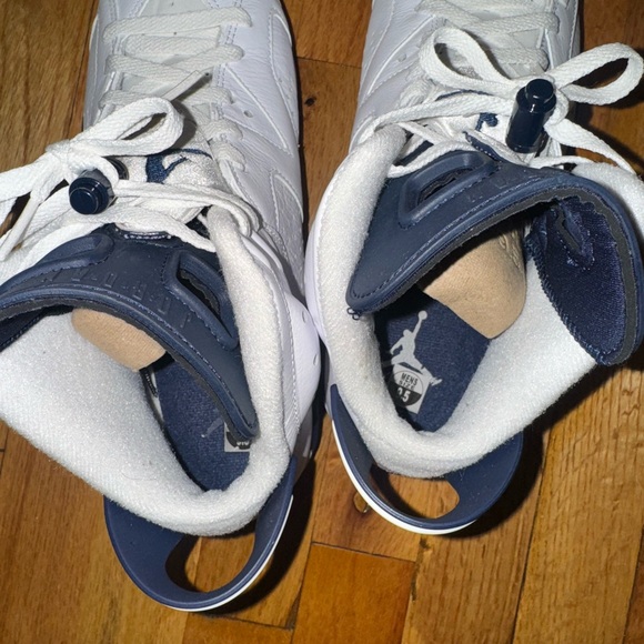 Jordan retro 6 (Mens) - Picture 5 of 9